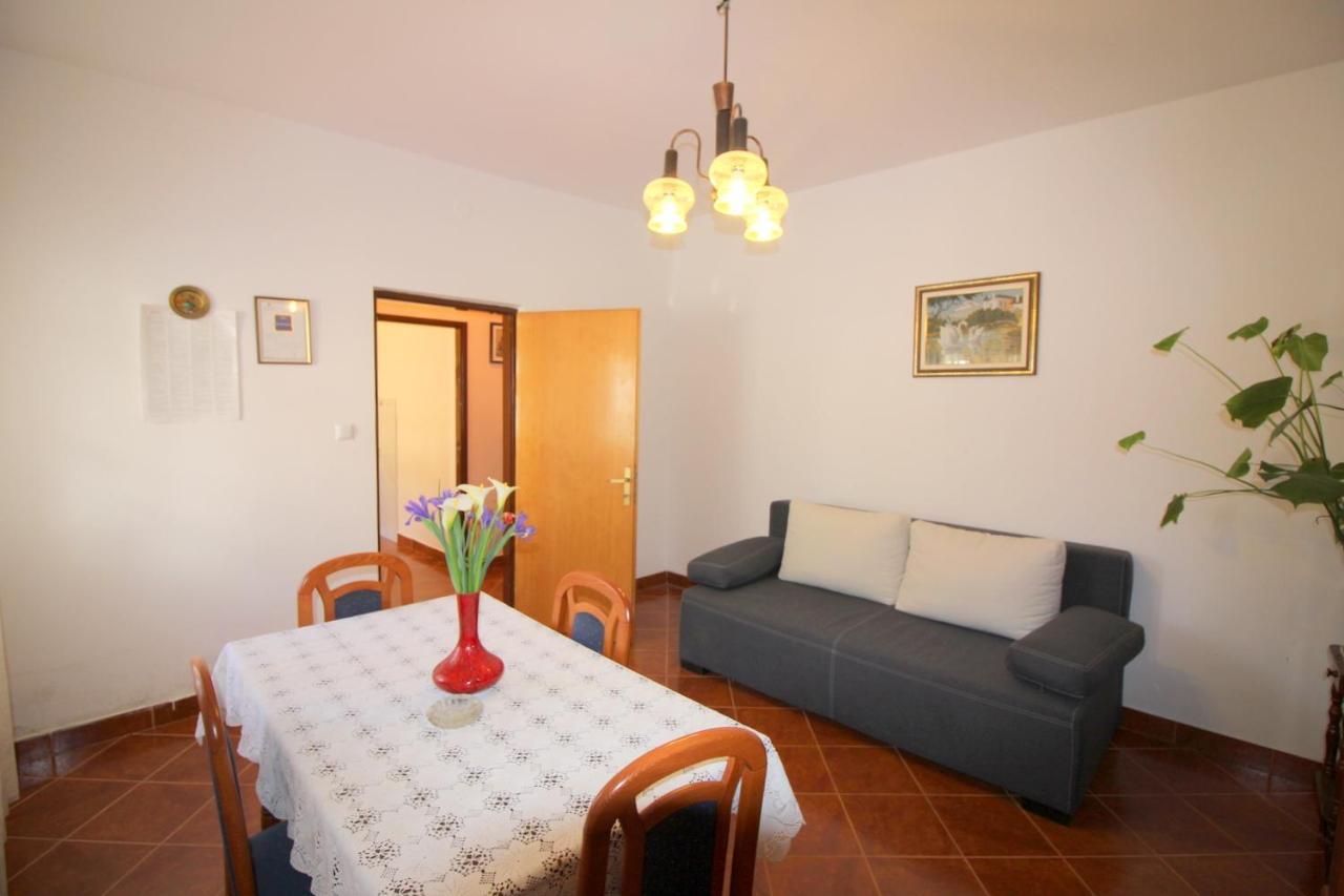 Apartment Liliana Near Beach Poreč Eksteriør billede